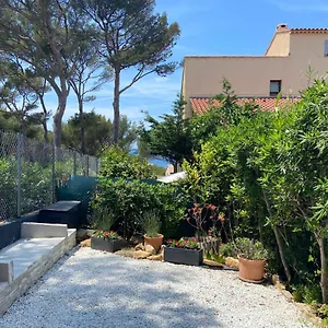  Appartement Entier T2 Climatisé, Parking Gratuit, Jardin, France